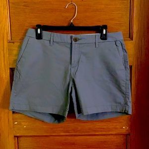 Grey Old Navy 3.5” Everyday shorts, size 6